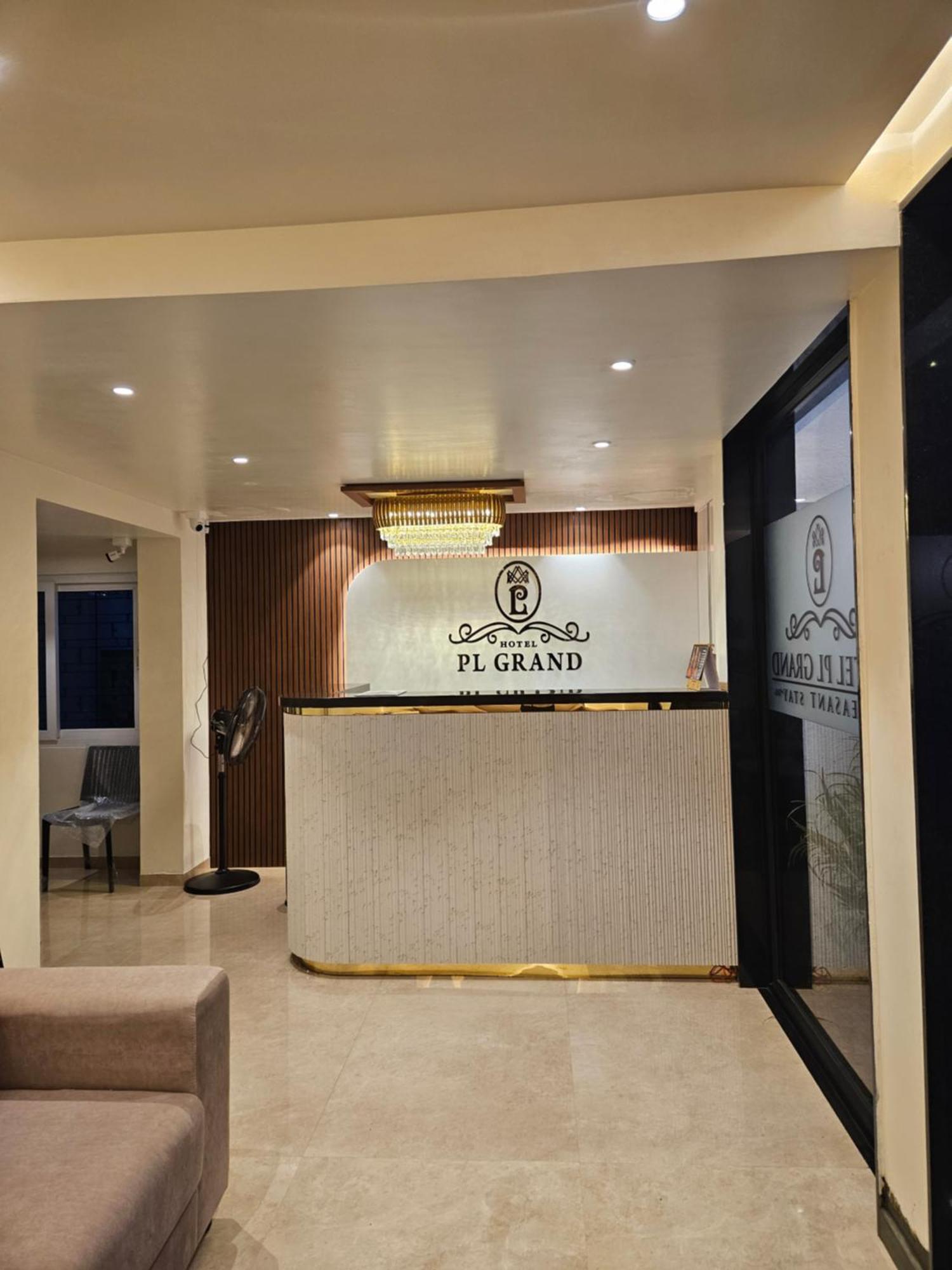 Hotel Pl Grand 카라이쿠디 외부 사진
