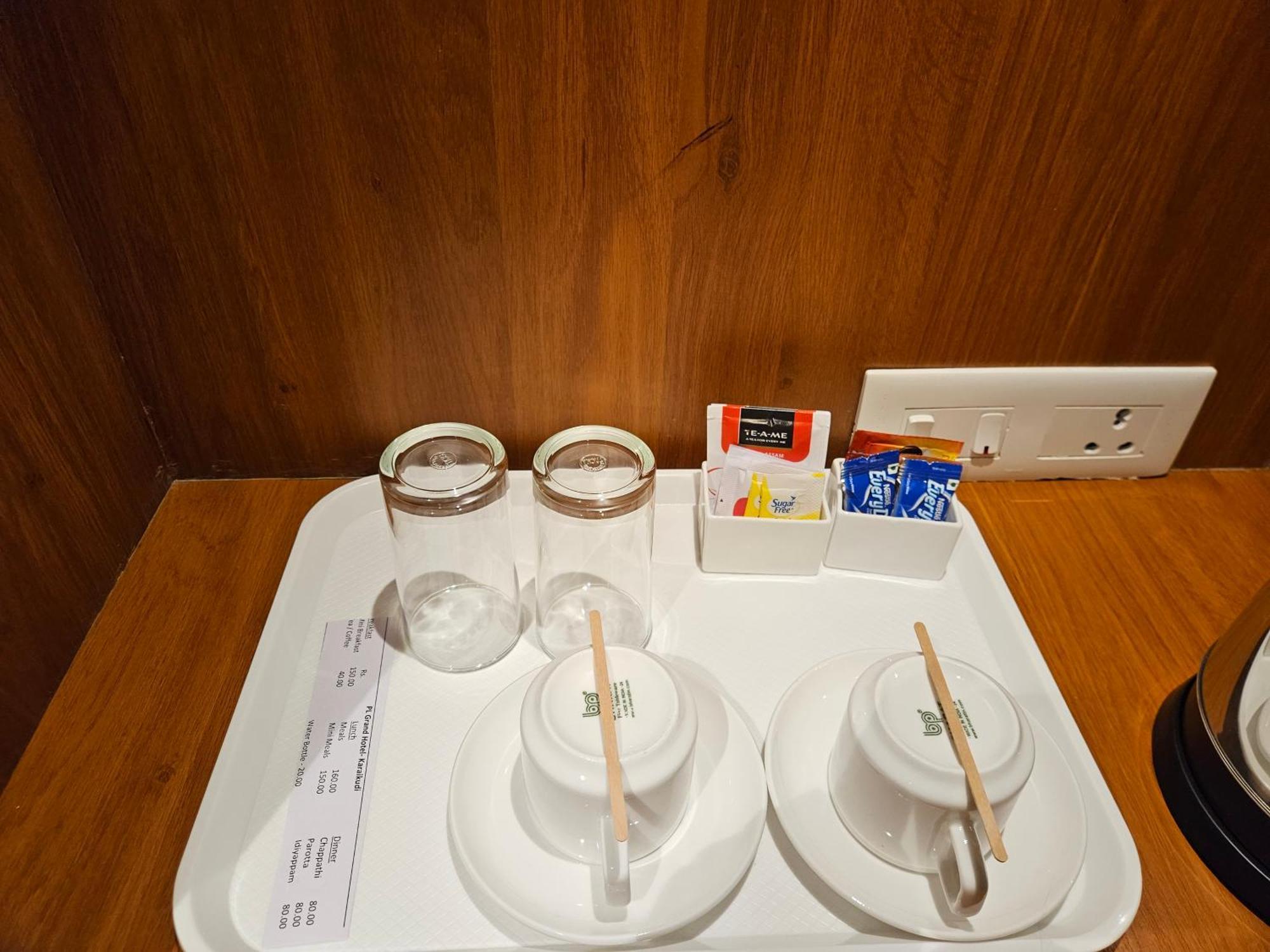Hotel Pl Grand 카라이쿠디 외부 사진